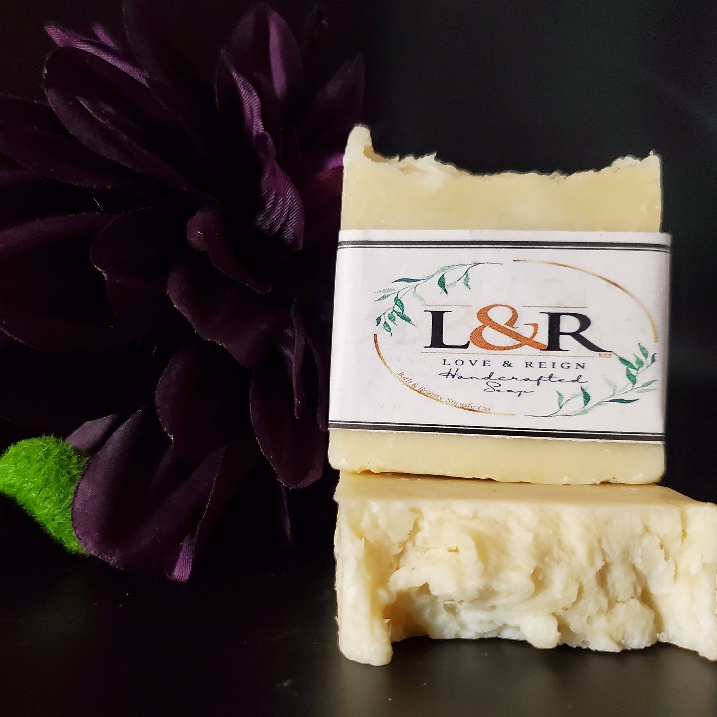 Handcrafted with all natural ingredients (saponified shea butter and olive oil) free from harsh chemicals. Formulated using a plant based recipe, designed to cleanse your skin and provide moisturization. Our soap designs and fragrances are made with natural colorants and pure essential oils. Unscented and color free. Good for all skin types.